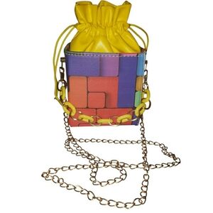 Womens colorful patchwork chain mini 4"x4" purse.